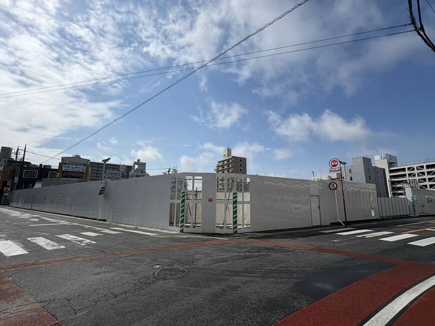 イトーヨーカドー春日部店の跡地。現在はマンションの建設中（写真：筆者撮影）