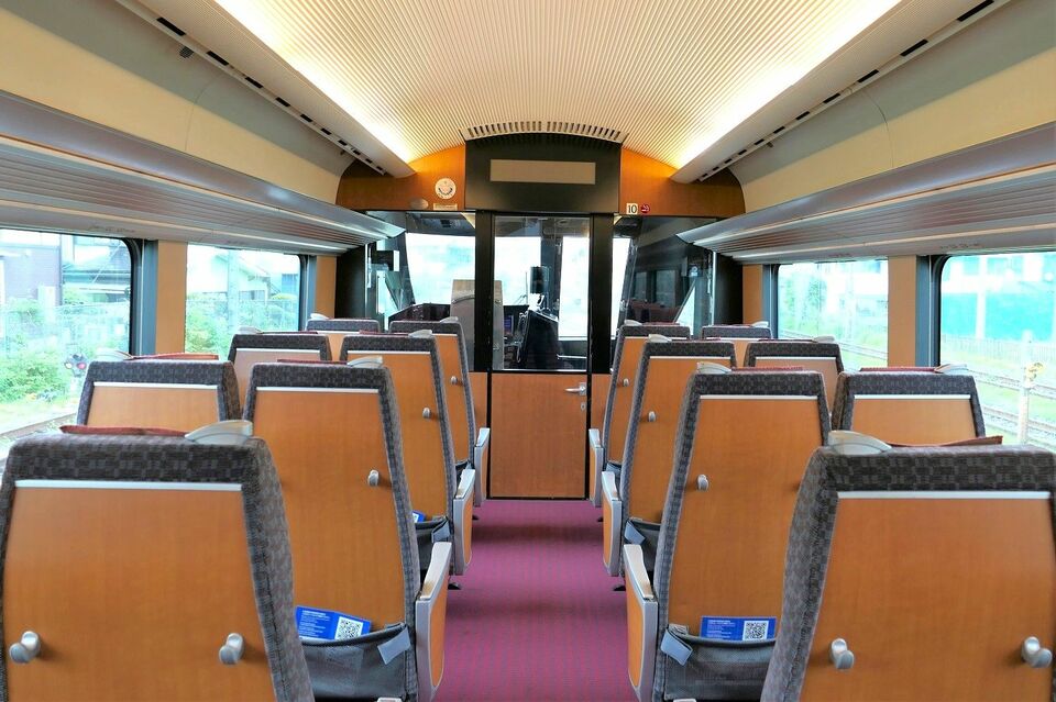 小田急電鉄60000形「MSE」 座席・車内・シート・座り心地・乗り