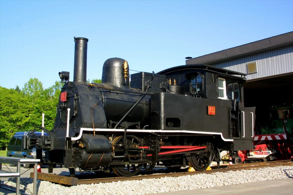 ＜鉄道黎明期＞1889年独クラウス製蒸気機関車15号機。