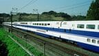 2階建て車を4両連結した「グランドひかり」