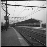 下板橋ホームの上屋改築工事完成当時＝1956年12月（写真：東武博物館）