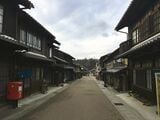 フォトジェニックな町並みが続いています（筆者撮影）