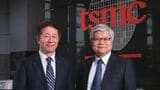 劉徳音氏（左）と魏哲家氏は、創業者の張忠謀氏からTSMCの経営を引き継ぎ、先端技術開発と業績拡大の両面で成果を上げ続けてきた（写真は同社のアニュアルレポートより）