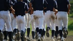 "暑さ"適応まで1週間以上必要､【熱中症】予防｢水分補給｣と同時にやるべきこと《学校は｢緊急時｣も想定した備えを》