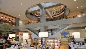 角川書店 - グランディア　角川書店 Amazon.co.jp: GRANDIA 1 (角川スニーカー文庫 616-9) : 細江