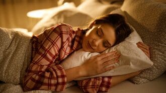 ｢睡眠の質が低い人｣が知らない枕の正しい選び方
