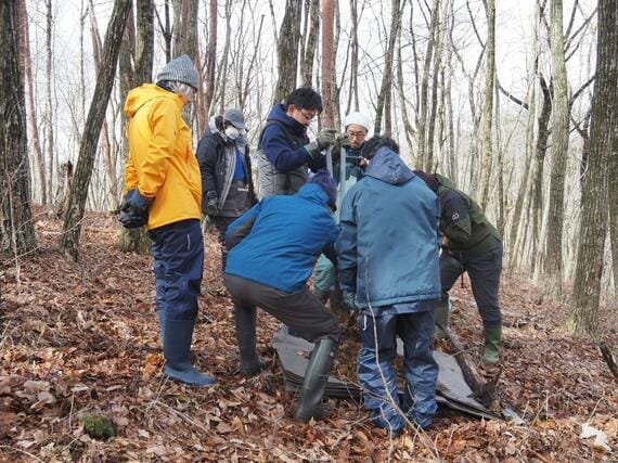 祖父母の遺骨の一部を「いのちを還す森」に埋葬