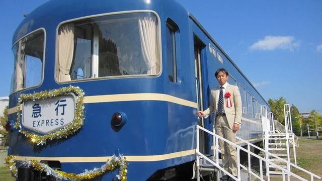 昼夜フル稼働｢寝台電車｣は昭和の象徴だった クリームと青の特急｢583系