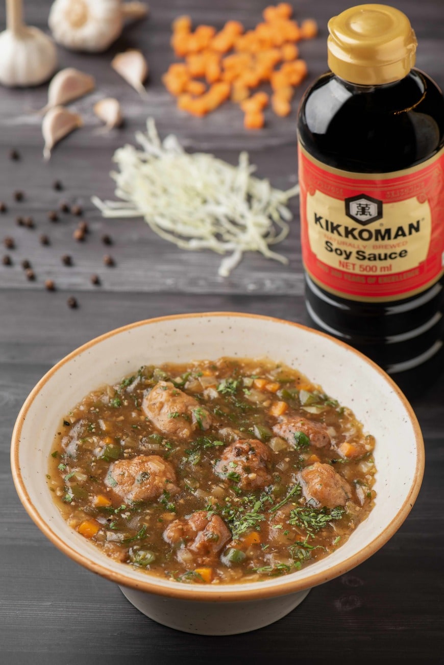 インド中華を代表する料理「チキンマンチュリアン」（写真：キッコーマン）