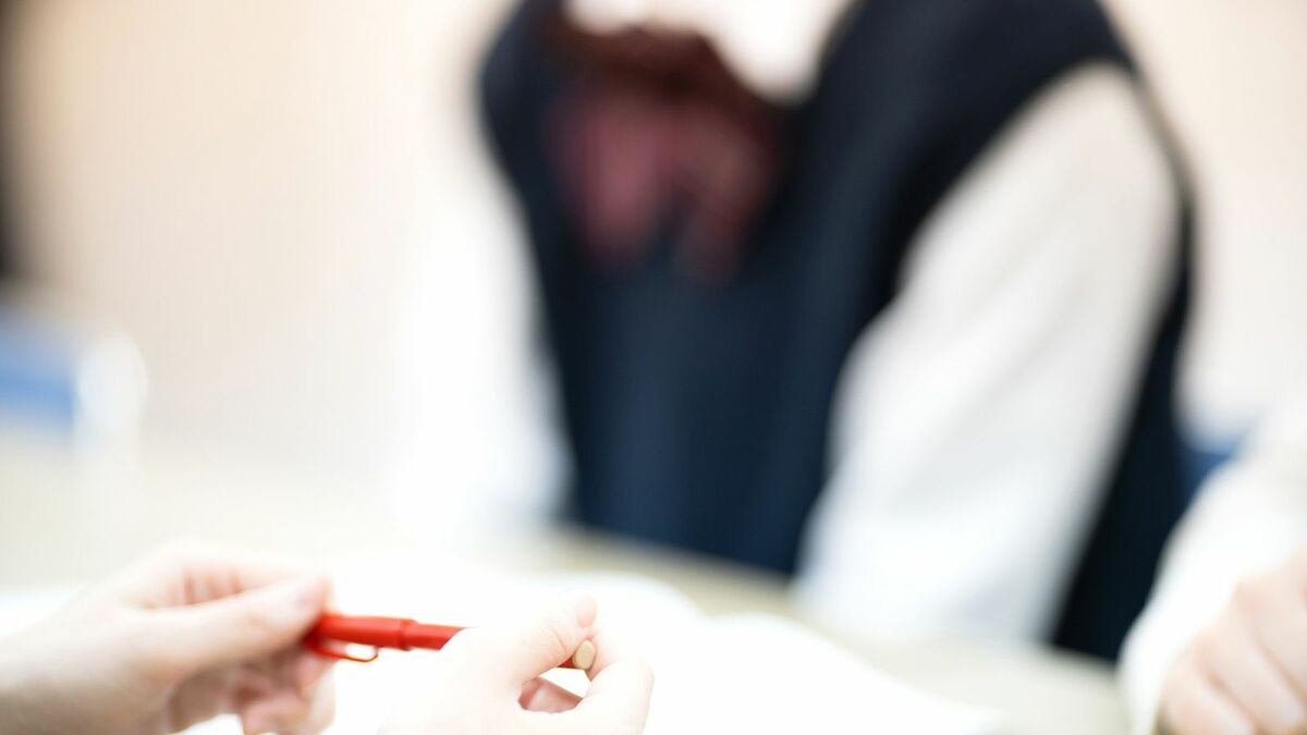 不登校の子どもと親を追い詰める｢出席｣偏重社会の歪み､｢出席扱い｣をありがたがるムードが不登校ビジネスを生む | キャリア・教育 | 東洋経済オンライン