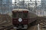 2014年「宝塚歌劇100周年」のヘッドマークを付けた車両（撮影：南正時）