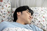 「睡眠と年収」の意外な関係 デキるヤツは睡眠も上手！