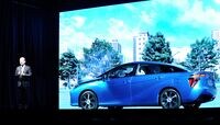 トヨタ､700万円｢FCV｣で見据える未来 世界に先駆けて一般向けの販売を開始