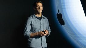 アップルで15年ぶりのトップ交代､ジョン･ターナス氏が9月1日付でCEOに就任－クック氏は執行会長職に