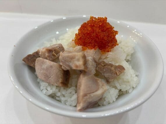 とびっこ肉飯