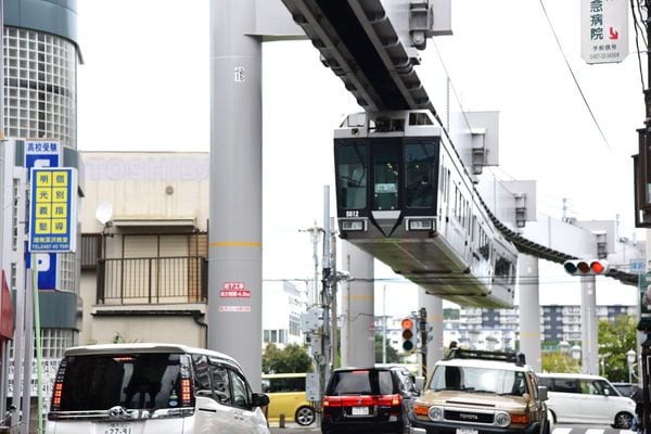 鎌倉市民が悩む 観光渋滞 は解消できるか ローカル線 公共交通 東洋経済オンライン 経済ニュースの新基準