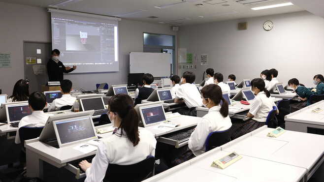 現役エンジニアが指導､超進学校の部活動が凄い