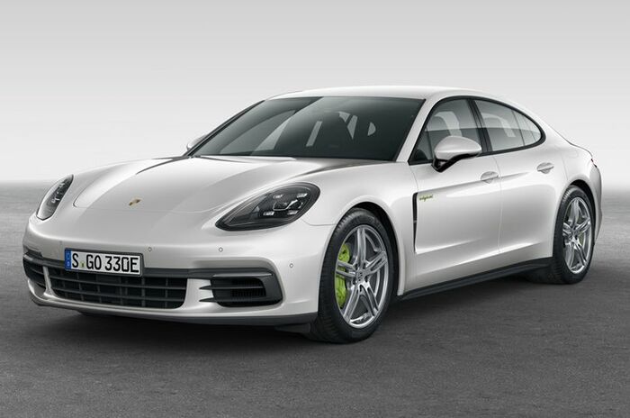 ポルシェ パナメーラ 4 E-ハイブリッド｜Porsche Panamera 4 E-Hybrid