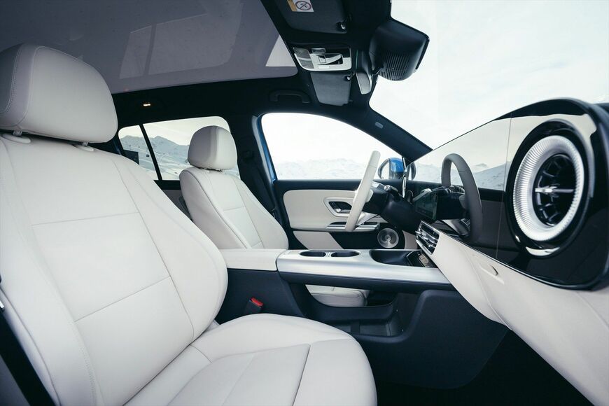 メルセデス・ベンツGLB（写真：Mercedes-Benz）
