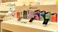 iPhoneの｢優遇強制｣､理不尽ルールにAppleの影 陳列場所指定や台数ノルマ､比較禁止で束縛