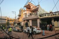 インドとパキスタン､即時停戦に合意