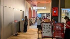 ｢麻辣湯ブームに乗った訳ではない｣サラダ専門店クリスプ代表が明かす､虎ノ門の新業態に《スーツのおじさん》が集う理由