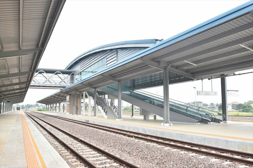 カムサワート駅