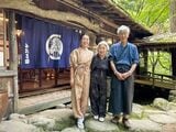 右からみたき園オーナー寺谷誠一郎さん、女将・節子さん、若女将・亜希子さん（筆者撮影）