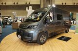 ジャパンキャンピングカーショー2026でトイファクトリーが発表した新型「ダヴィンチ6.0」（写真：筆者撮影）
