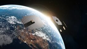 楽天･AST連合｢日本版スターリンク｣の現実解…海外衛星網を土台に国産インフラ構築へ､問われる経済合理性