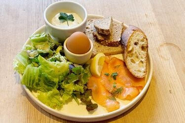 モーニングの名店｢1700円朝食｣が流石すぎた朝 いつも順番待ち｢ル・パン