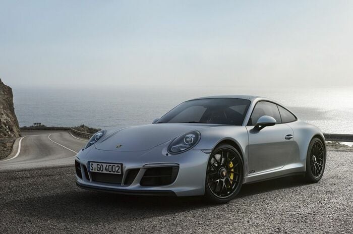 ポルシェ 911 カレラ 4 GTS｜Porsche 911 Carrera 4 GTS