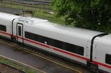 ドイツ鉄道が導入するスペイン・タルゴ社製の連接式客車「ICE-L」（撮影：橋爪智之）