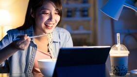 『月曜から夜ふかし』が中国で人気を集める背景　日本では見慣れているが､中国人が"新鮮に感じる"シーンとは？