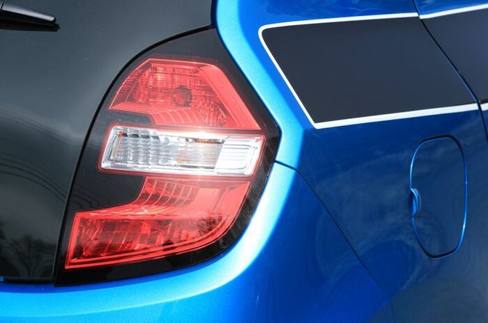 ルノー トゥインゴ ゼン MT｜Renault TWINGO ZEN MT