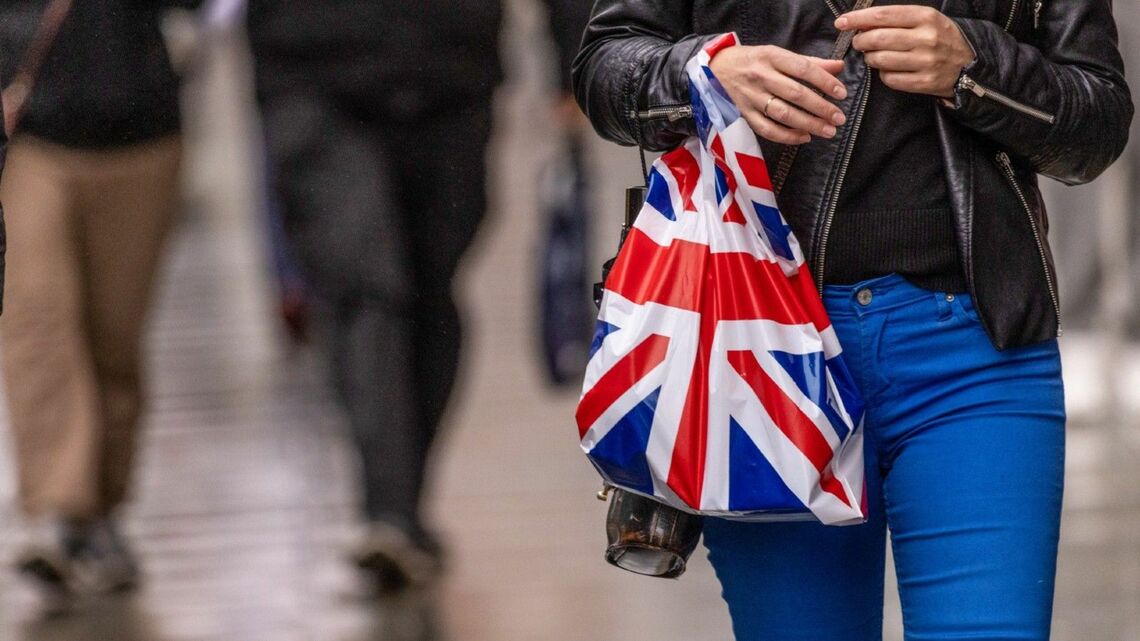 イギリス政治を大混乱に陥れている大衆迎合の罠 国民生活が困窮する中で財政規律求められる困難 | 政治・経済・投資 | 東洋経済オンライン
