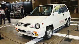 先行予約で7000台超の大ヒットEV｢スーパーワン｣の源流…80年代に人気を博したホンダ｢シティ･ターボⅡ｣に迫る