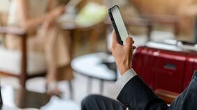 JCB｢インスタ｣で社内資料が拡散､日テレ･西日本シティ銀行…相次ぐSNSからの情報流出《企業に求められる根気の教育》