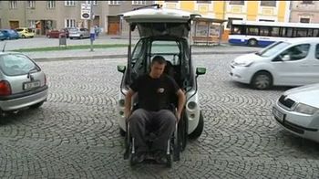 車椅子でラクラク運転 夢の自動車誕生 スマホ ガジェット 東洋経済オンライン 社会をよくする経済ニュース
