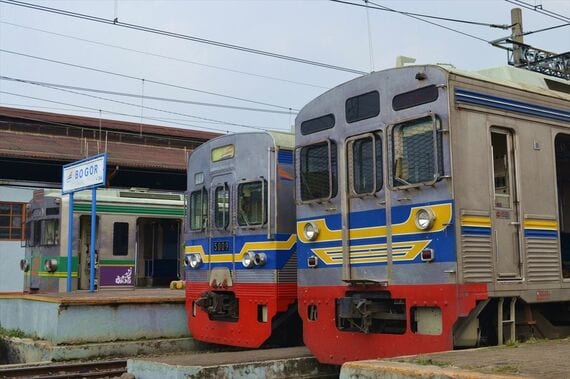 都営5000・営団5000・東急8500 ジャカルタでの並び