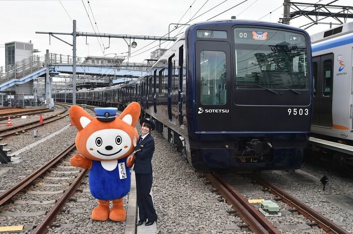 2016年のそうにゃん。制帽は当時のデザインだ