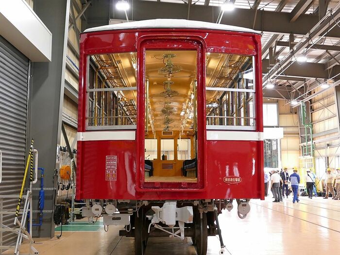 修復作業を終えたデハ230形