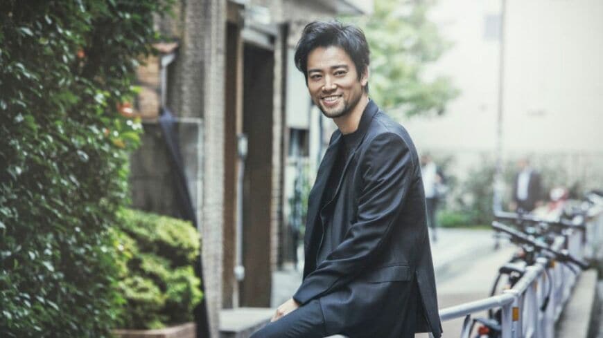 役者として、ミュージシャンとしても幅広く活躍する桐谷健太さんの魅力とは（写真：トヨダリョウ）この記事の画像を見る(7枚)
