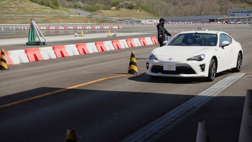 運転に慣れていると思っている人でもデータで客観的に見てみると意外な弱みを発見することも（撮影：正久 仁）