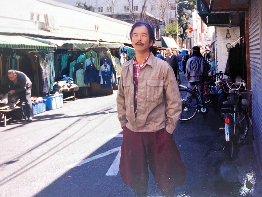 鉄筋工の日雇い労働をしていた40代の頃の水野阿修羅さん（写真：本人提供）