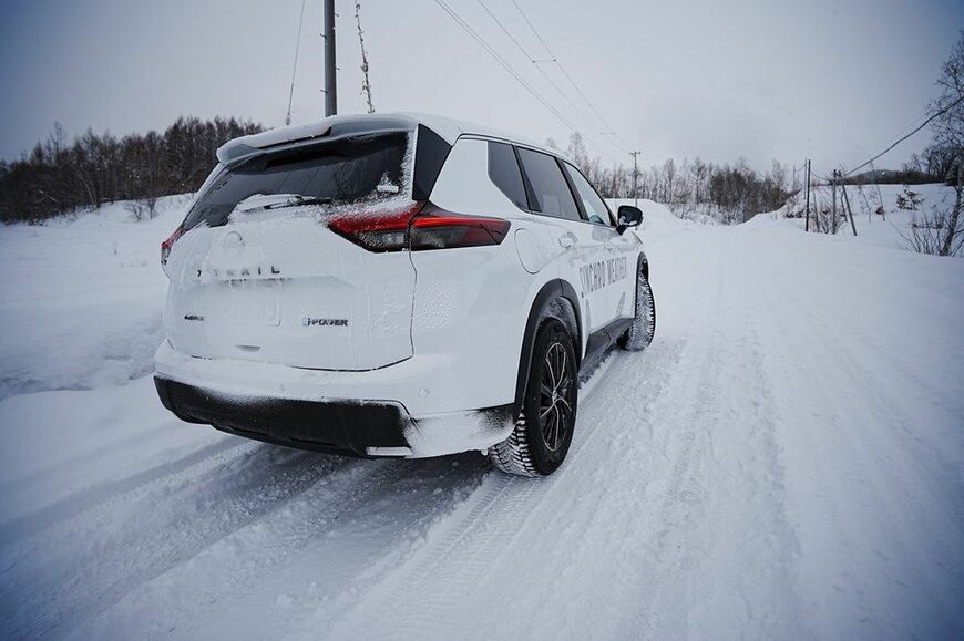 ダンロップのオールシーズンタイヤ「シンクロウェザー」試乗（写真：筆者撮影）
