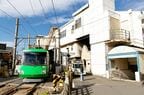 京王線の橋上駅舎の下にある下高井戸駅を