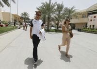 バトン･ジェシカ夫妻の指輪が盗難被害 催眠ガスの使用は未確認