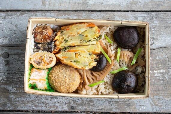 駅弁「百年の旅物語 かれい川」