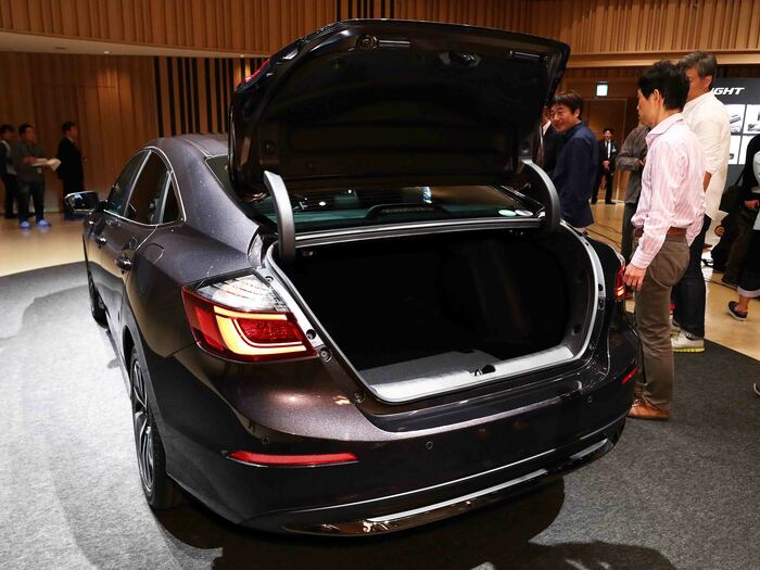 （撮影：尾形文繁）